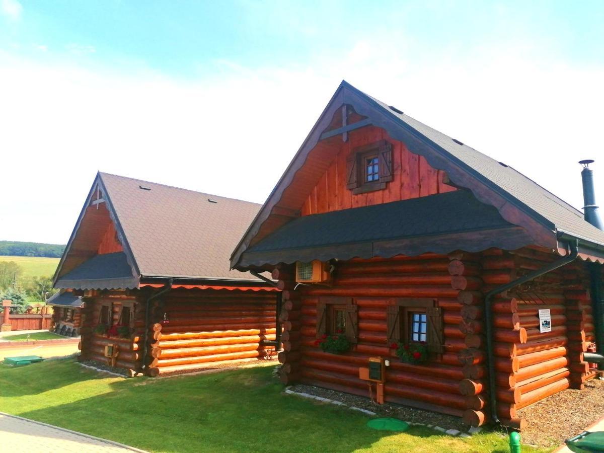 Ubytovanie Koliba Pacho - Zrub Zuzka Прьевидза Экстерьер фото